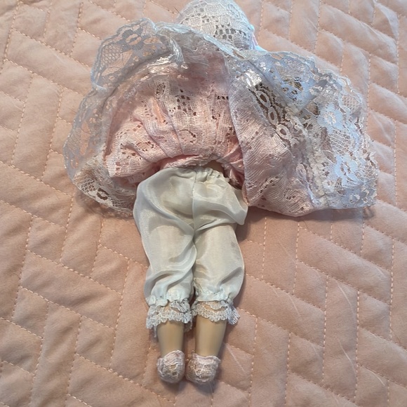 Pretty In Pink & Lace Vintage China Bisque Porcelain Doll - Picture 5 of 8
